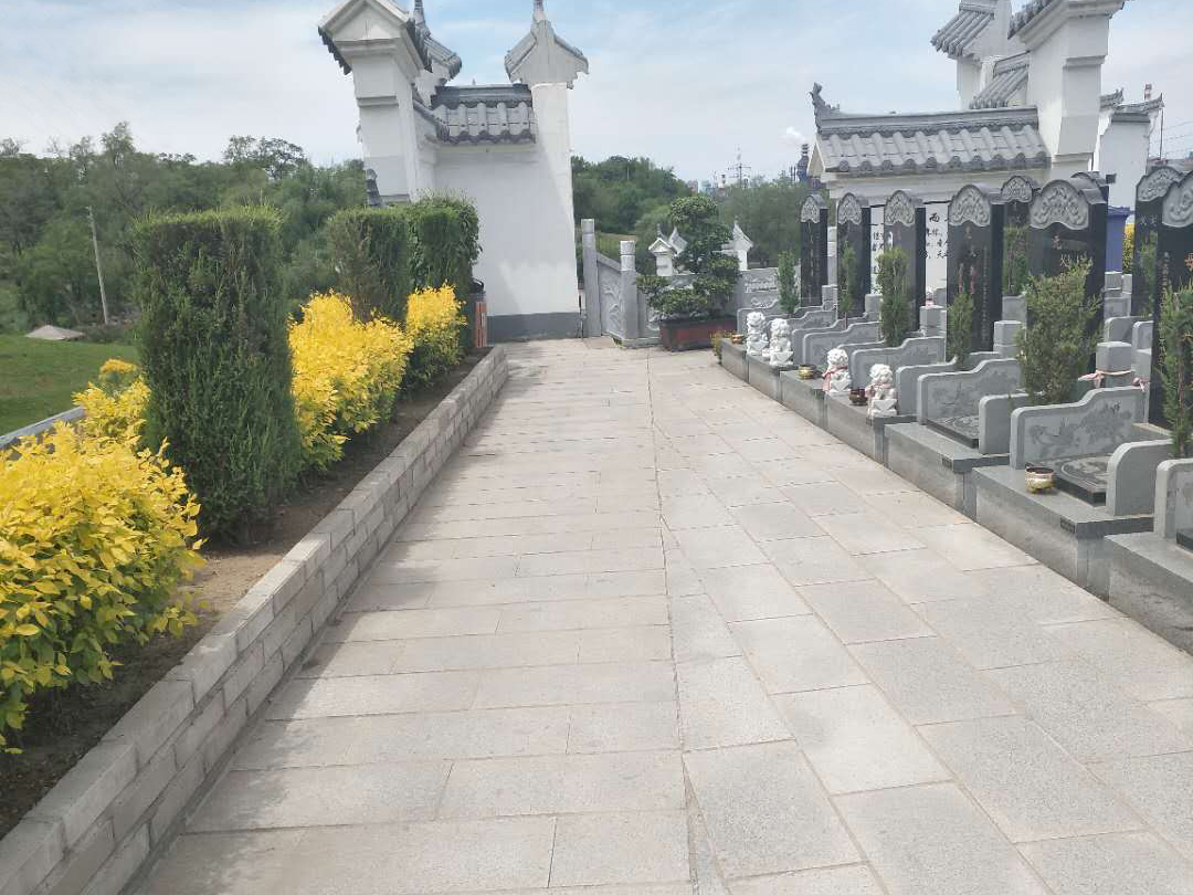 沈陽墓園中墓地價格實惠的花崗巖墓園