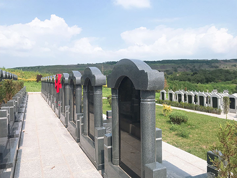 墓前有小水溝好嗎？