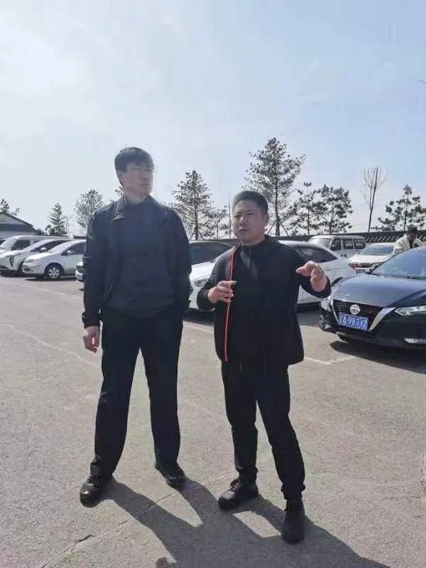 望花區(qū)副區(qū)長、公安局局長劉玉德蒞臨遼寧福山公墓進(jìn)行安全工作檢查