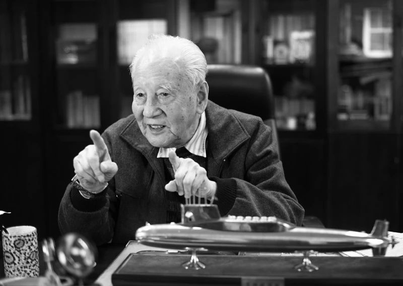 痛悼！巨星隕落！