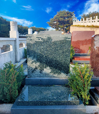 沈陽(yáng)公墓中沈陽(yáng)周邊墓園性價(jià)比高的藝術(shù)碑