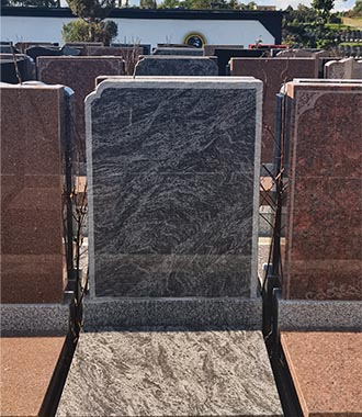 福山公墓梅園-藝術(shù)碑1